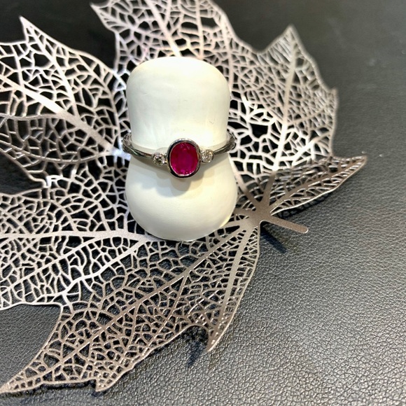 SOLD!!!!Natural Gem Ruby & Diamond 18 KT Custom Made Ring - Picture 2 of 8